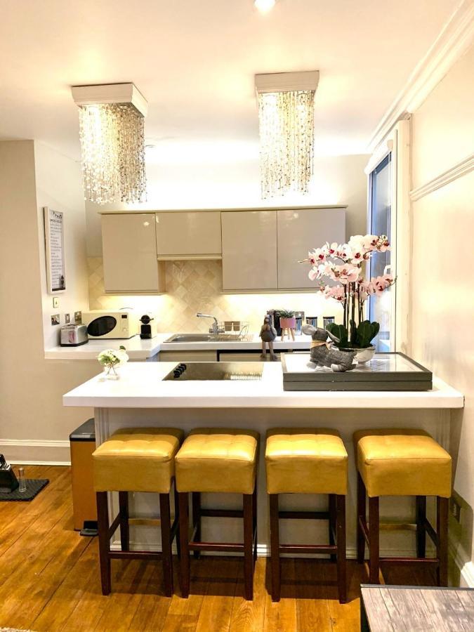 Apartment Emmanuel House - Lovely One Bedroom Apt In A Historical Building -